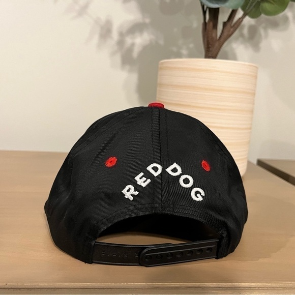 RED Dog SnapBack (black and red) - Picture 3 of 4